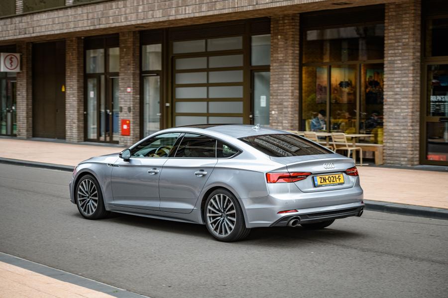  Audi A5 Sportback S-Line Black Edition 2018 года  (фото 7 из 17)